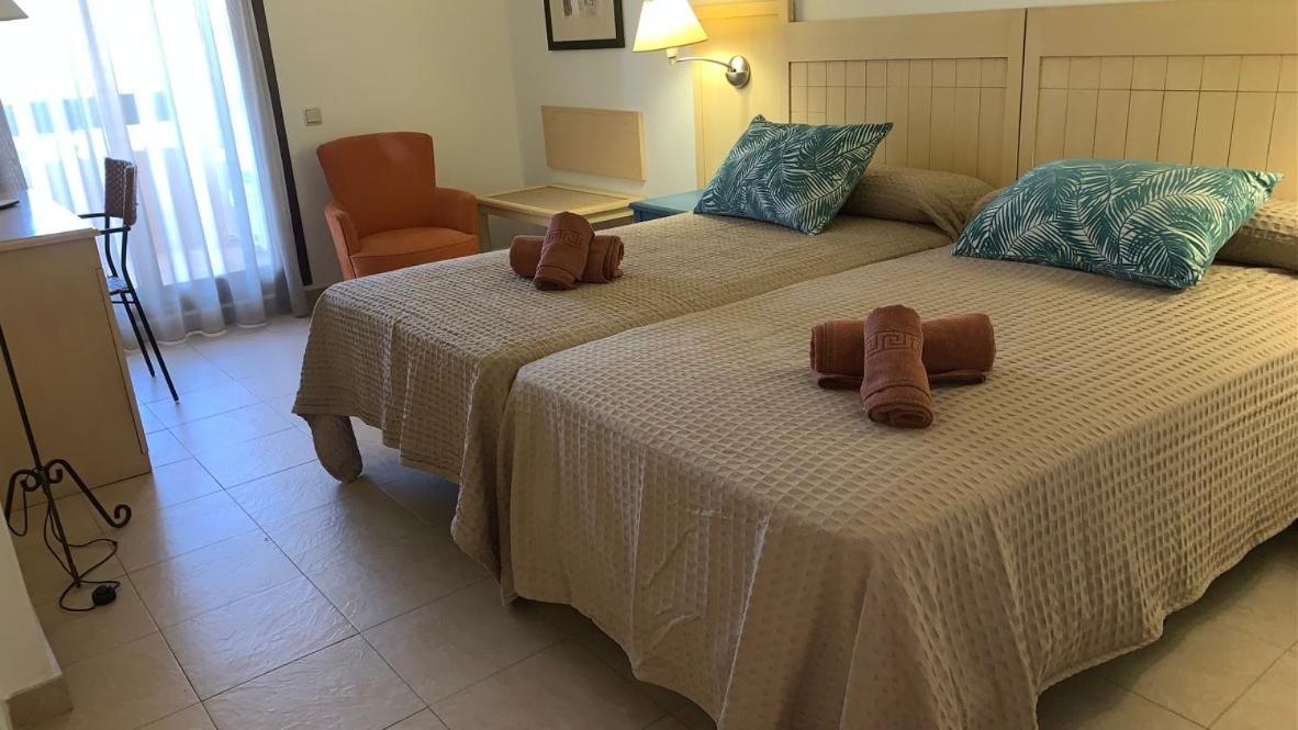 Apartamentos Jardines De Canela Isla Canela Bagian luar foto